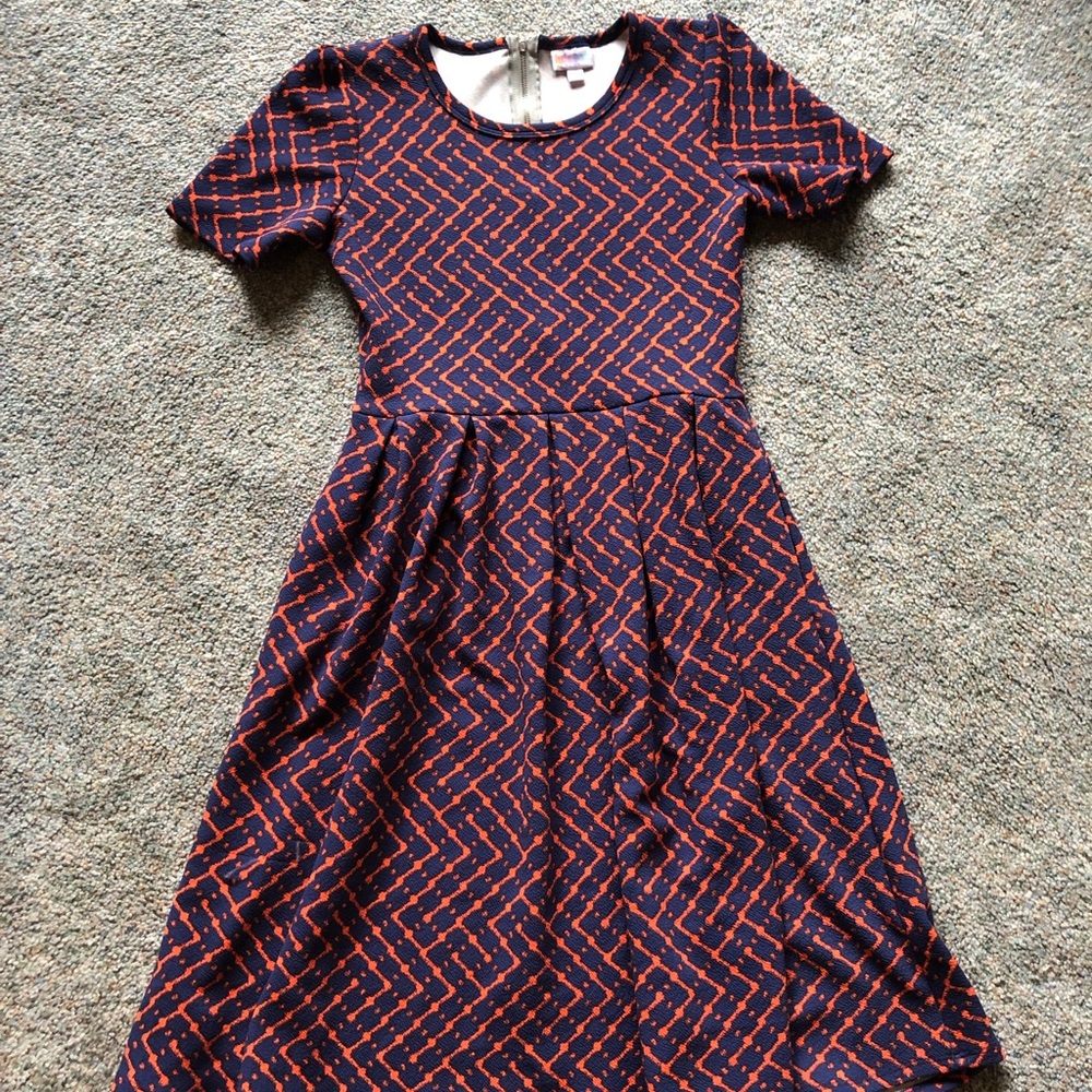 LuLaRoe Amelia Size Small